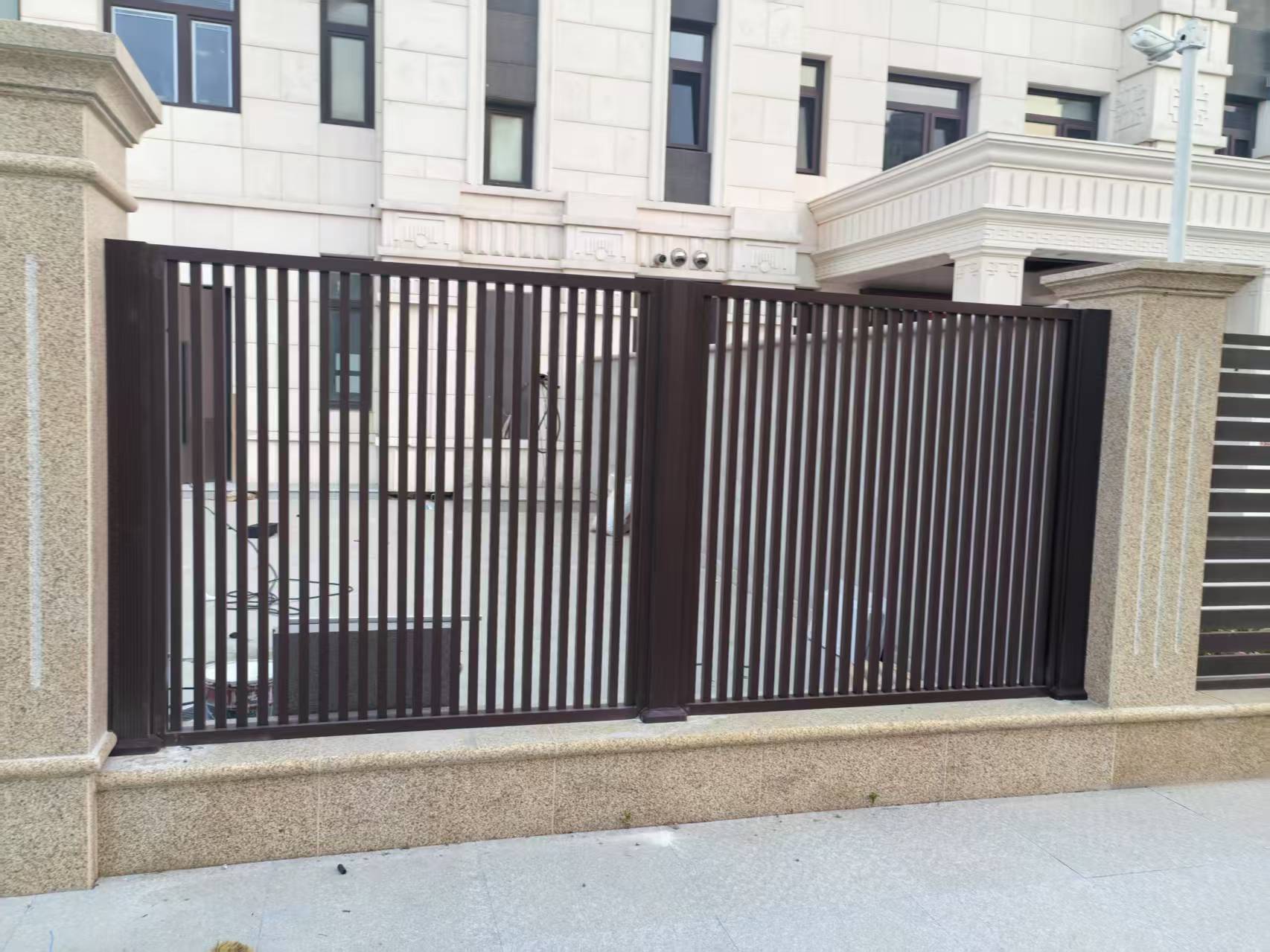 鋁藝護(hù)欄 LO-HL21