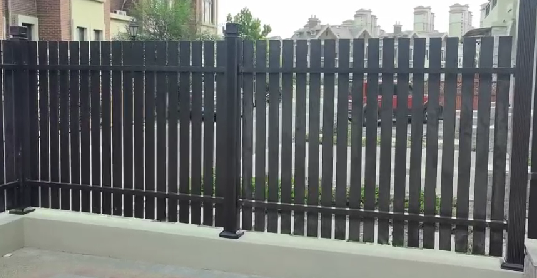 鋁藝護欄 LO-HL26